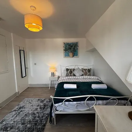 Apartmán Stylish Stay, Sleeps 3, Free Parking *